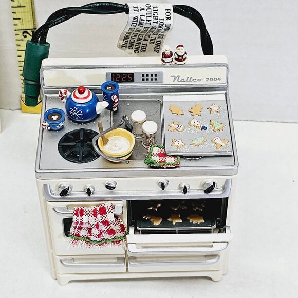 Hallmark Keepsake Ornament 2004 Christmas Cookies Oven Stove Magic Fragrance - Picture 2 of 6